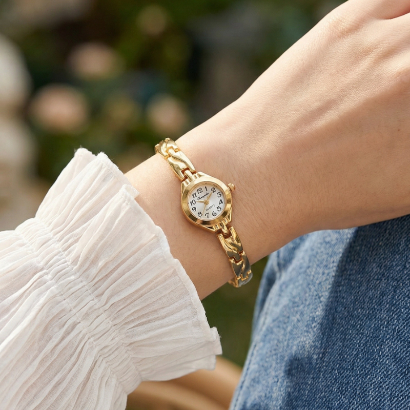 Fashion Women Quartz Bracelet  - Luxury Watch Index บทวิจารณ์และราคา