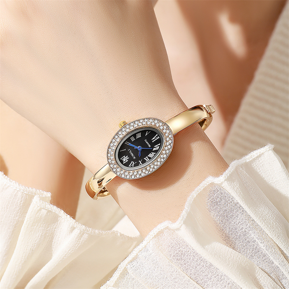 New Oval Women's Bracelet Watc - Luxury Watch Diamond บทวิจารณ์และราคา