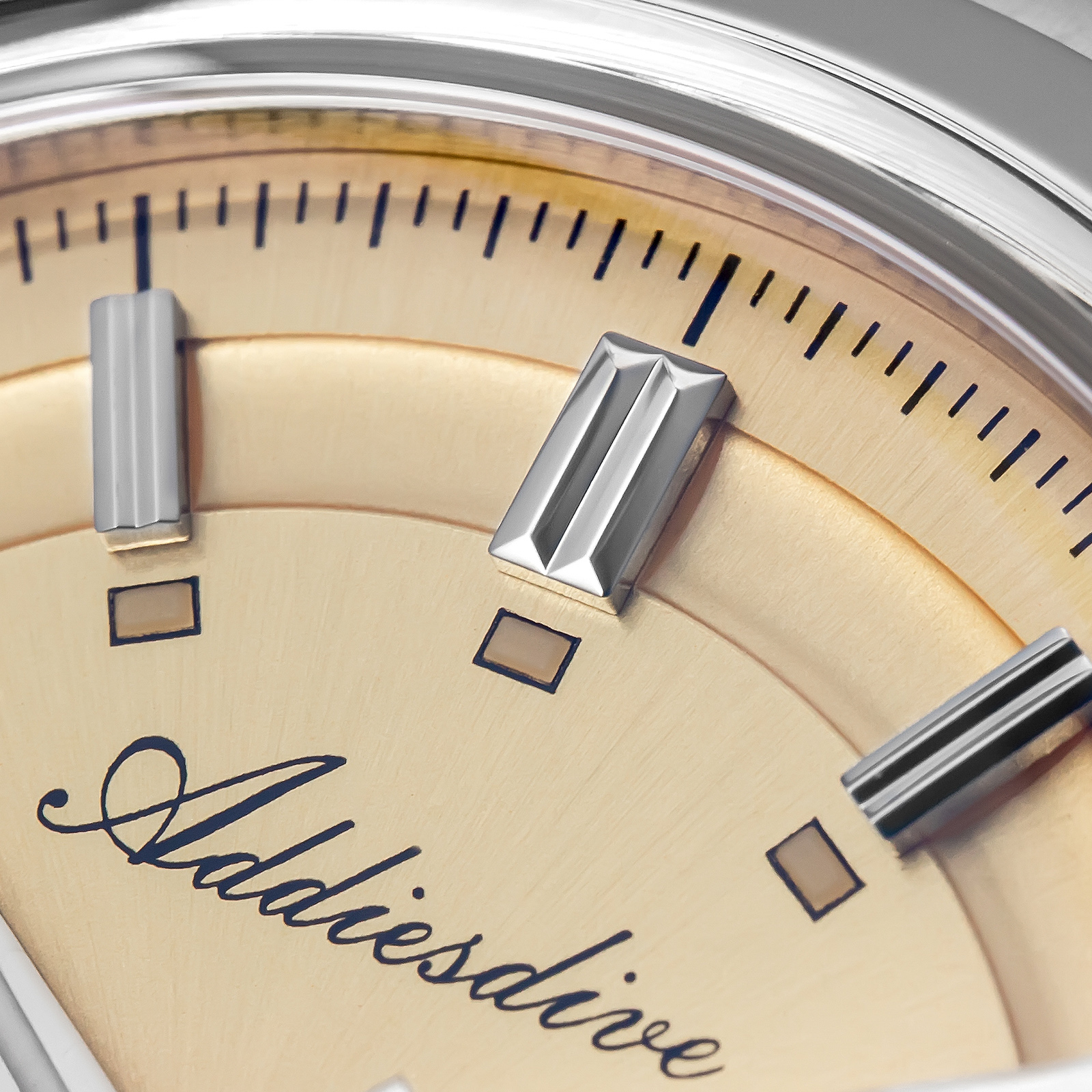 ADDIESDIVE Super Luminous Japa - Ladies Luxury Watch บทวิจารณ์และราคา