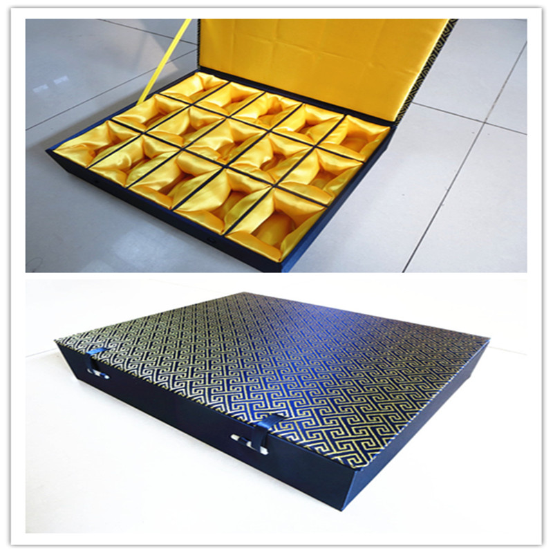 Vintage Chinese Style Silk Gif - Luxury Watch Events บทวิจารณ์และราคา