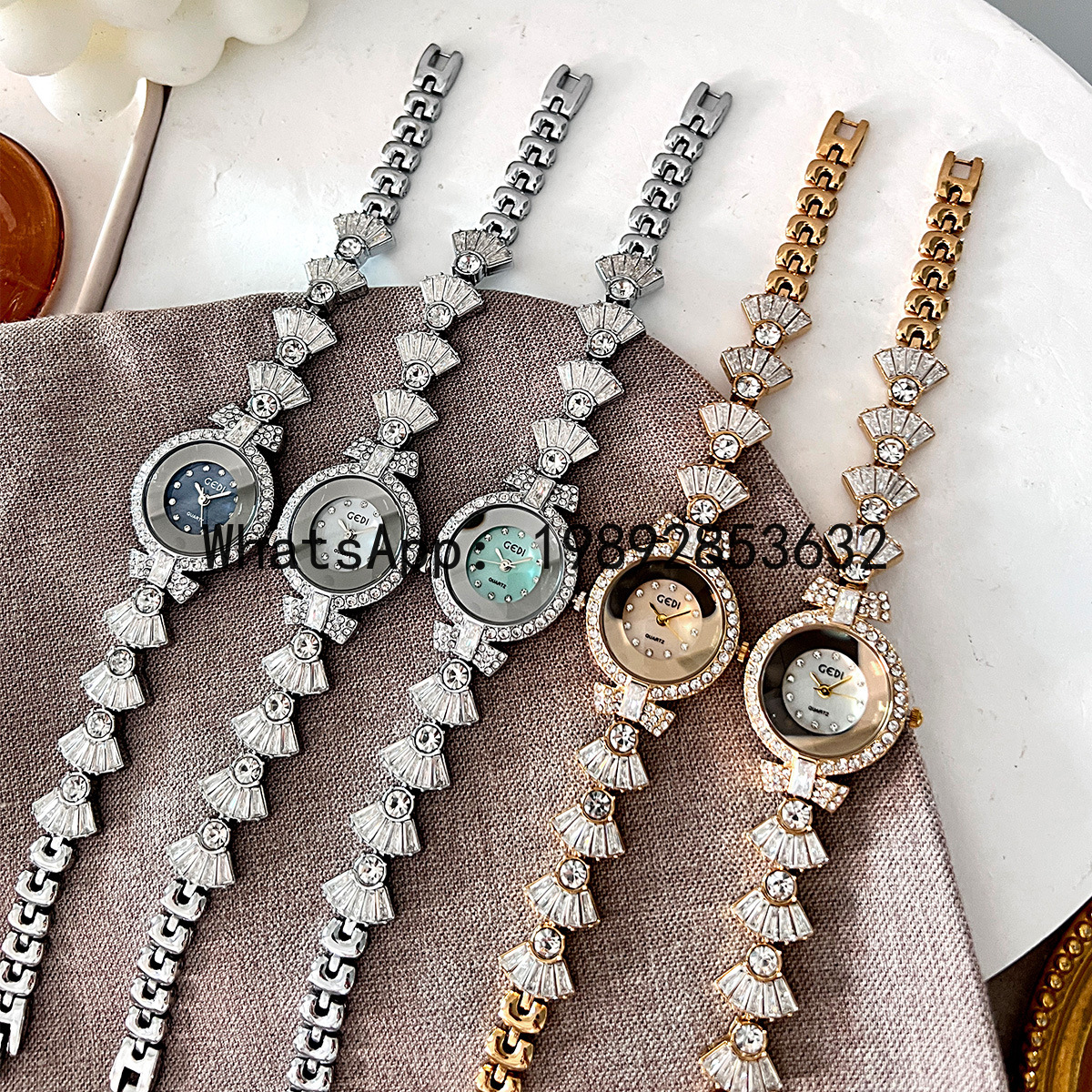 SLT Women's Light Luxury Diamo - Luxury Watch Events บทวิจารณ์และราคา
