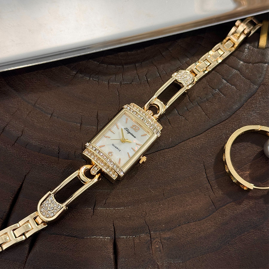 New Fashion Pin Quartz Women's - Luxury Watch Diamond บทวิจารณ์และราคา