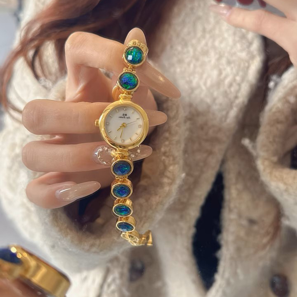 Luxury Women's Watches Green J - Luxury Watch Index บทวิจารณ์และราคา