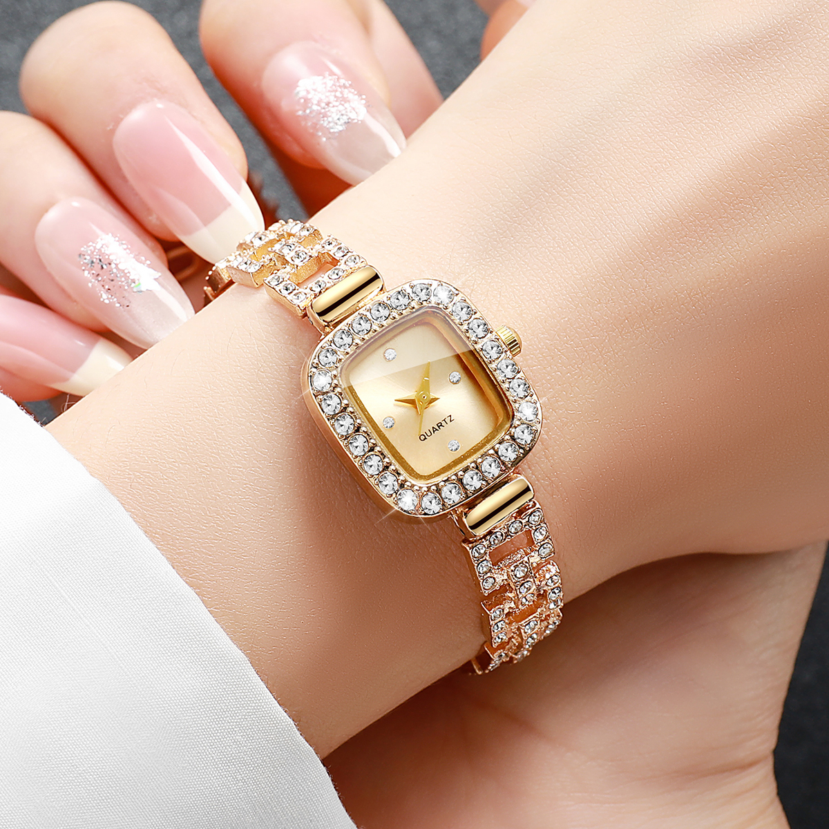 Luxury Rhinestone Bracelet Str - Luxury Watch Safe บทวิจารณ์และราคา
