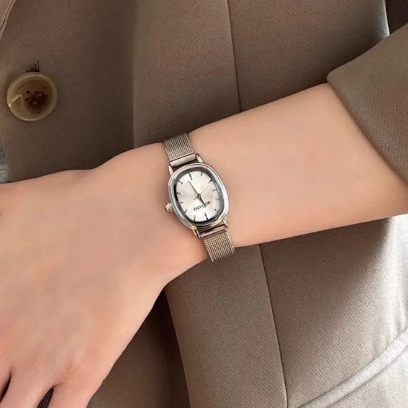 Small Oval Dial Green Watch Si - Luxury Watch Index บทวิจารณ์และราคา